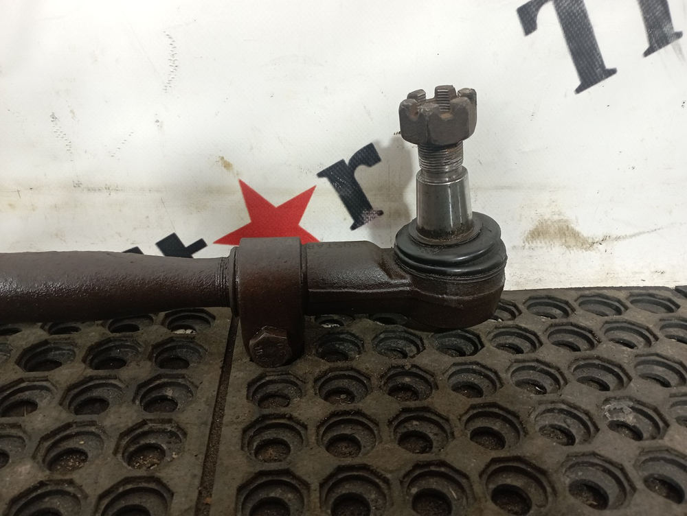 Тяга рулевая поперечная