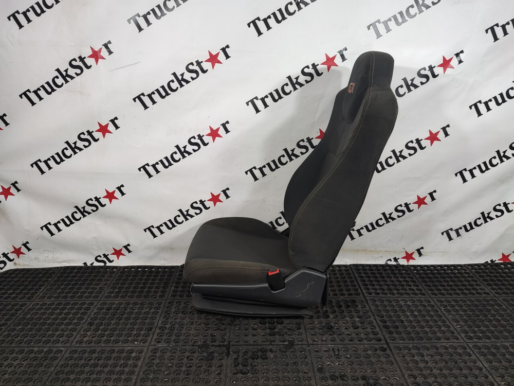 Сиденье пассажирское пневматическое 2023г.