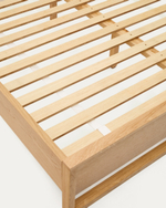 Кровать Alguema из дубового шпона с натуральной отделкой для матраса 160 x 200