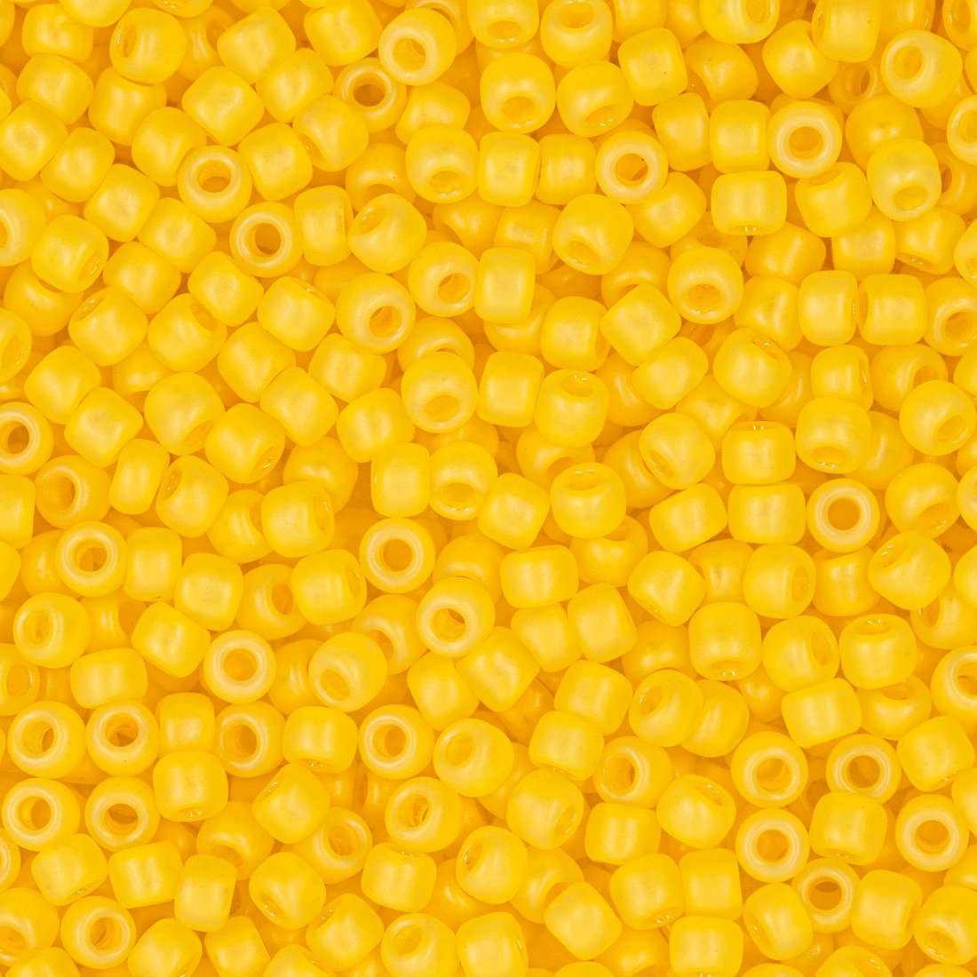 Японский бисер TOHO Round 11/0 (№902F), жемчужный матовый