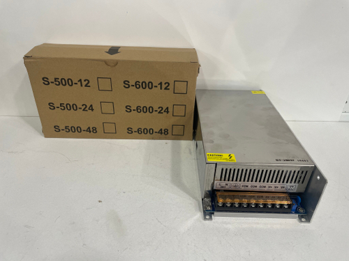 70А / Преобразователь напряжения (инвертор) 220-12v 70А блок питания