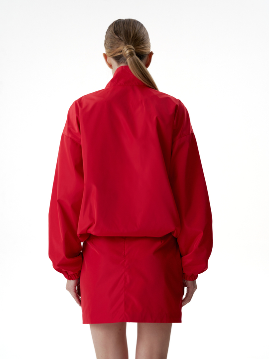 Бомбер из нейлона красный