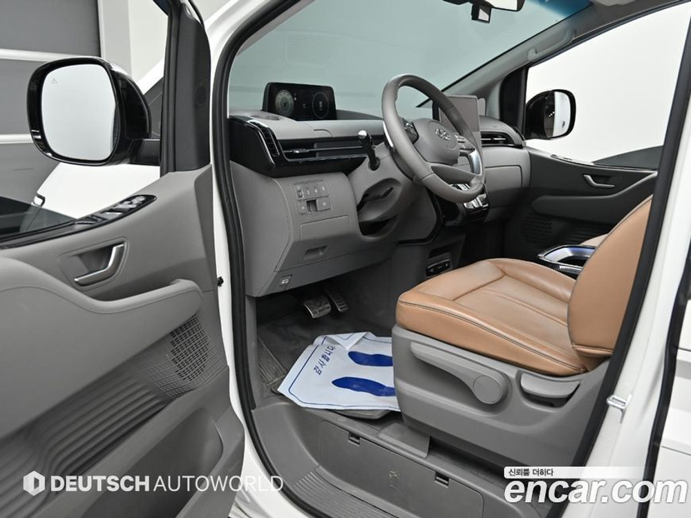 Hyundai Staria 4WD 캠핑카 (04.2023)
