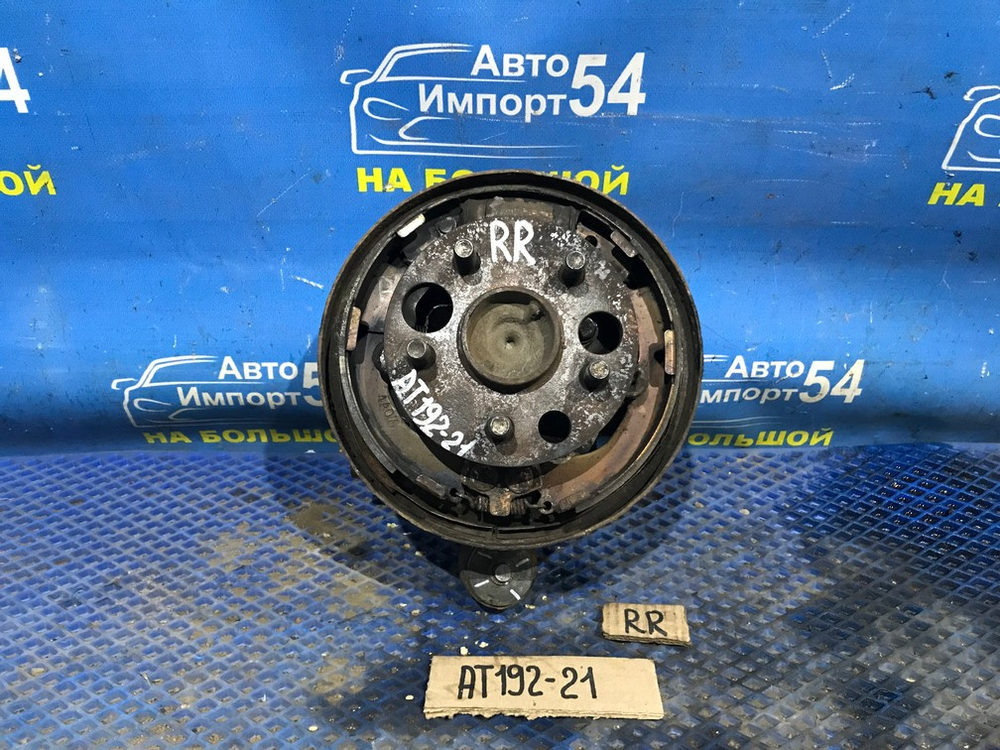 Ступица задняя правая TOYOTA CARINA 1994