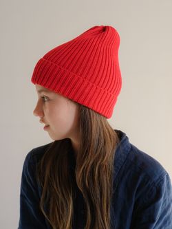 Шапка вязаная-резинка весенняя/осенняя КЭП(Красный)