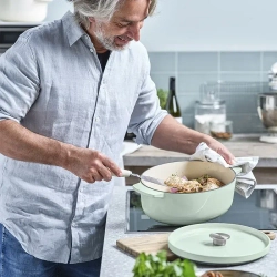 KitchenAid Чугунный кастрюля 22 см 3,3 л фисташковый
