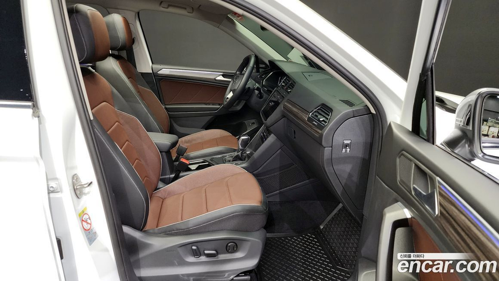 Volkswagen Tiguan Allspace 2.0 TSI Prestige (03.2024)