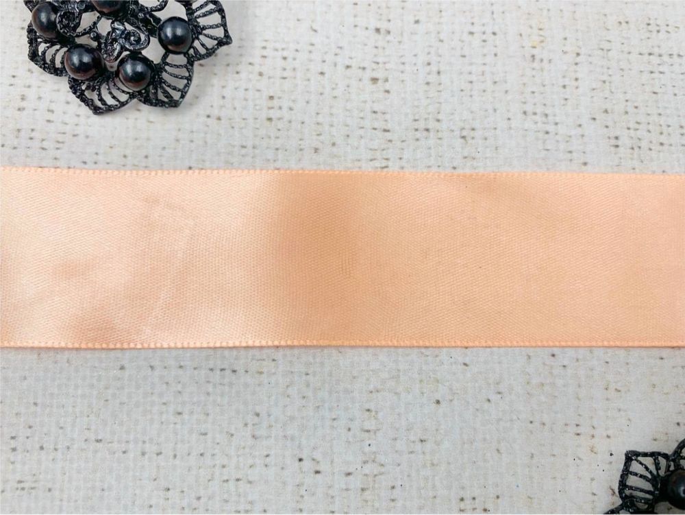 Лента атласная, ш. 5 см, персиковый