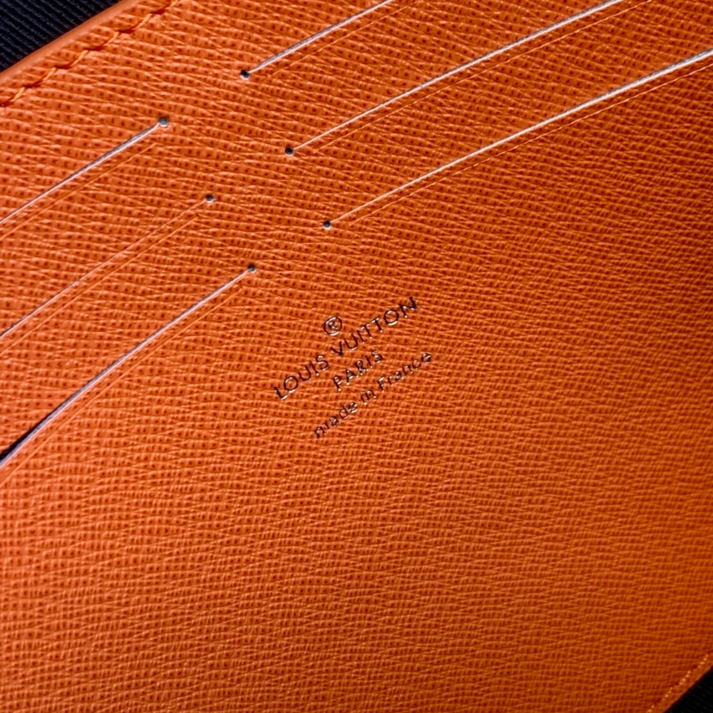 Louis Vuitton Pochette Voyage MM