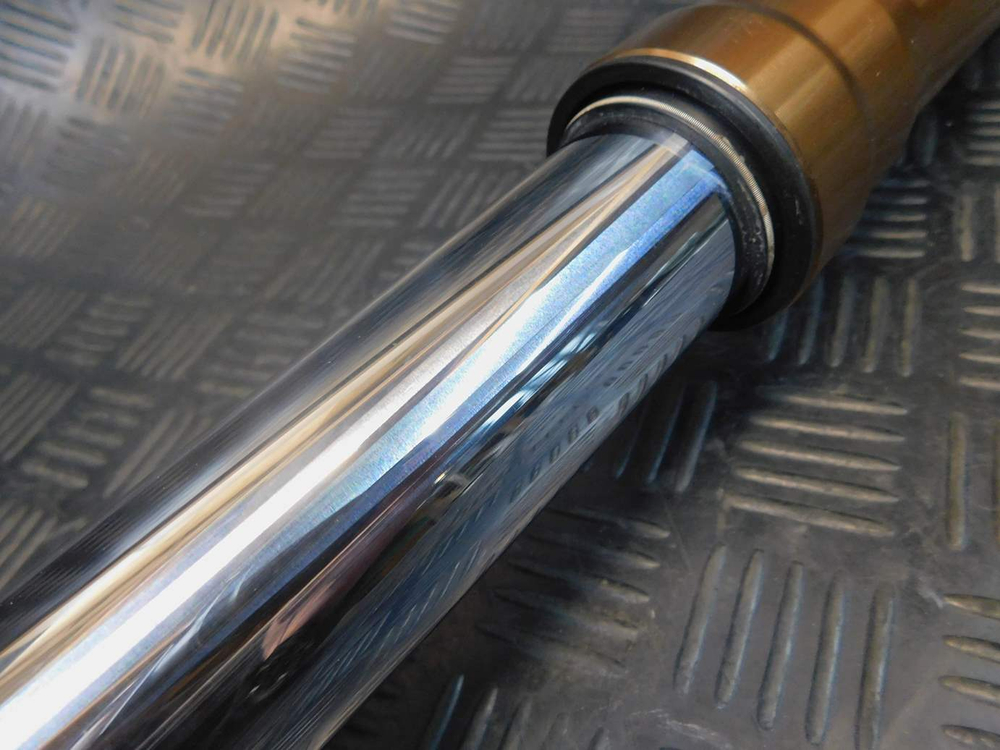 Перо вилки левое CRF1100L Africa Twin 053406