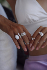 Кольцо «Триплет» с белым агатом