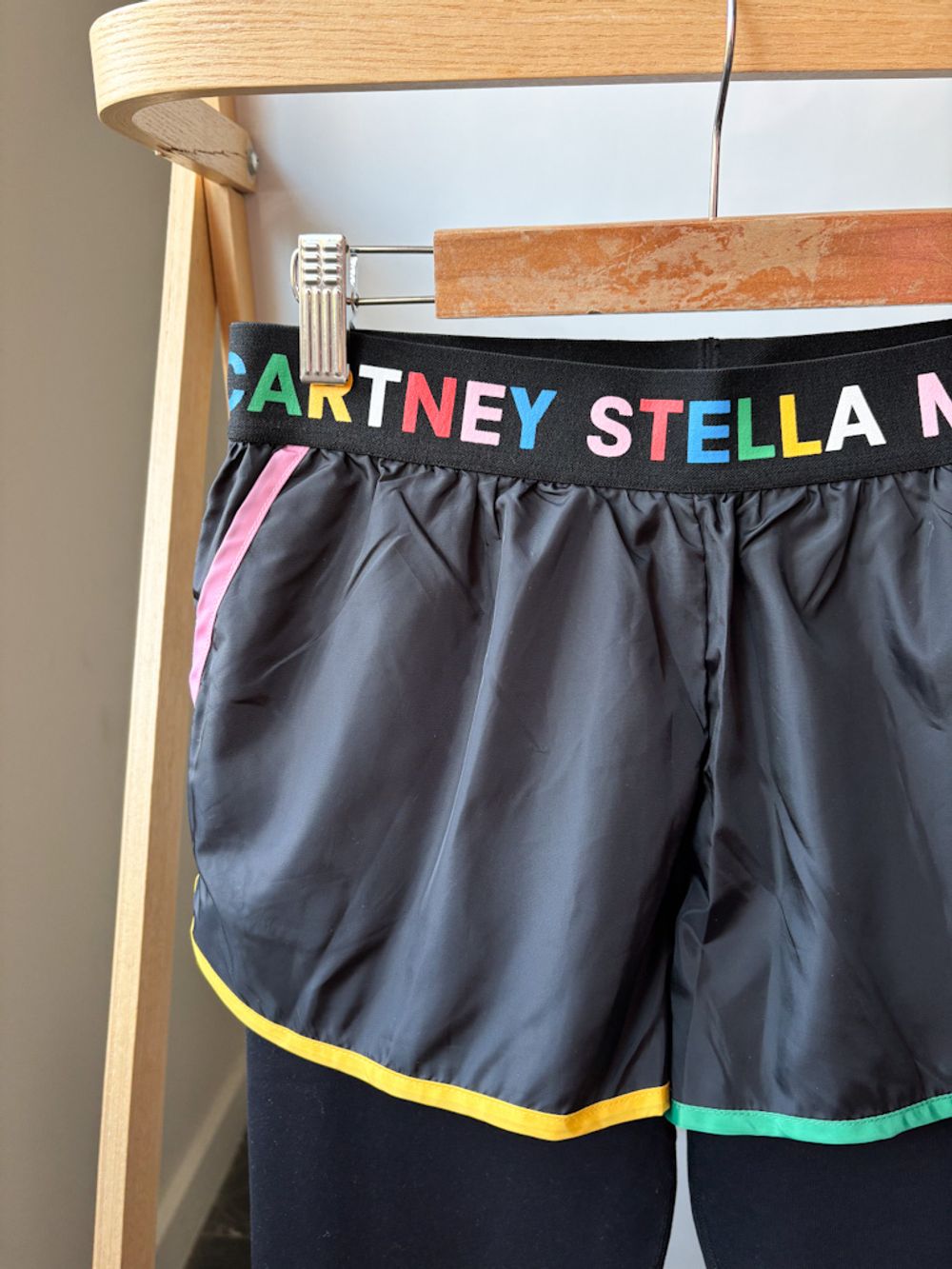 Спортивные шорты и легинсы Stella McCartney, 152