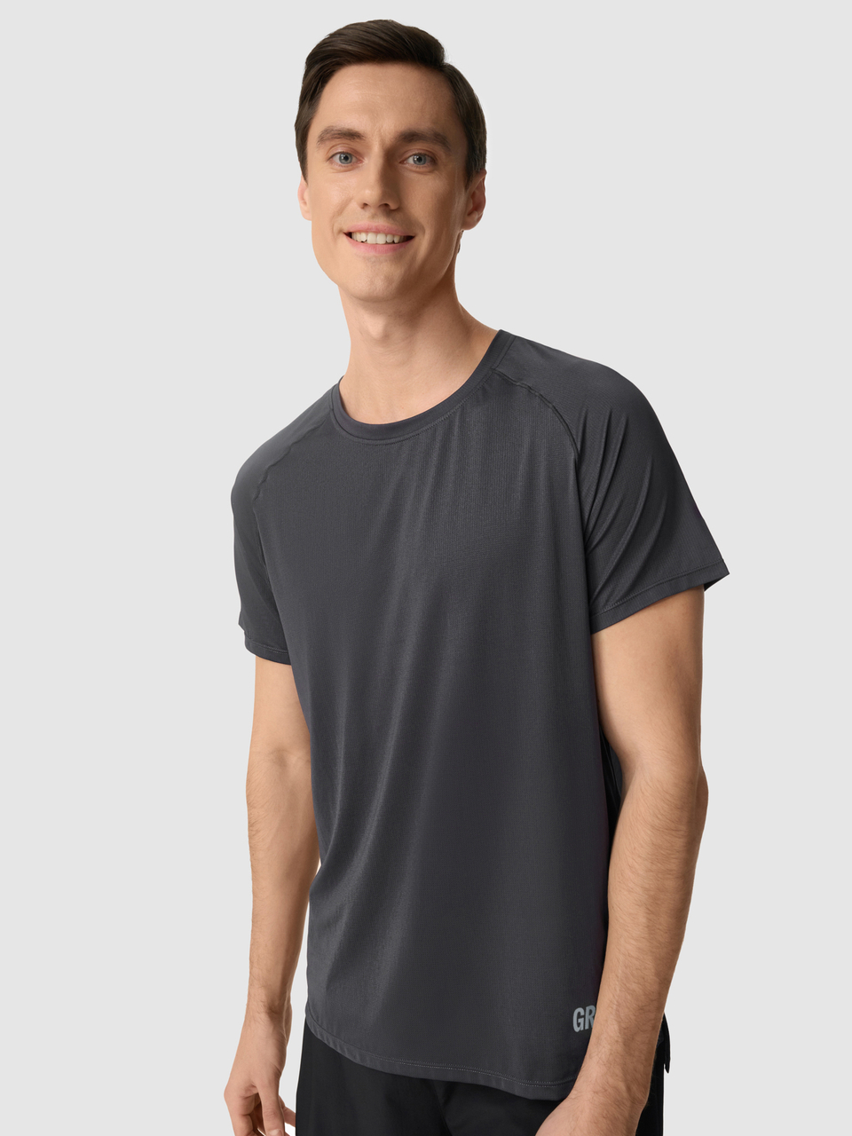 Футболка серая