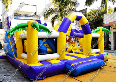 Коммерческий батут "Белый клык" с механизированной головой, размер 6*6*4 м