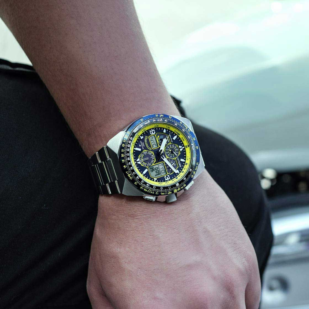 Мужские наручные часы Citizen JY8125-54L
