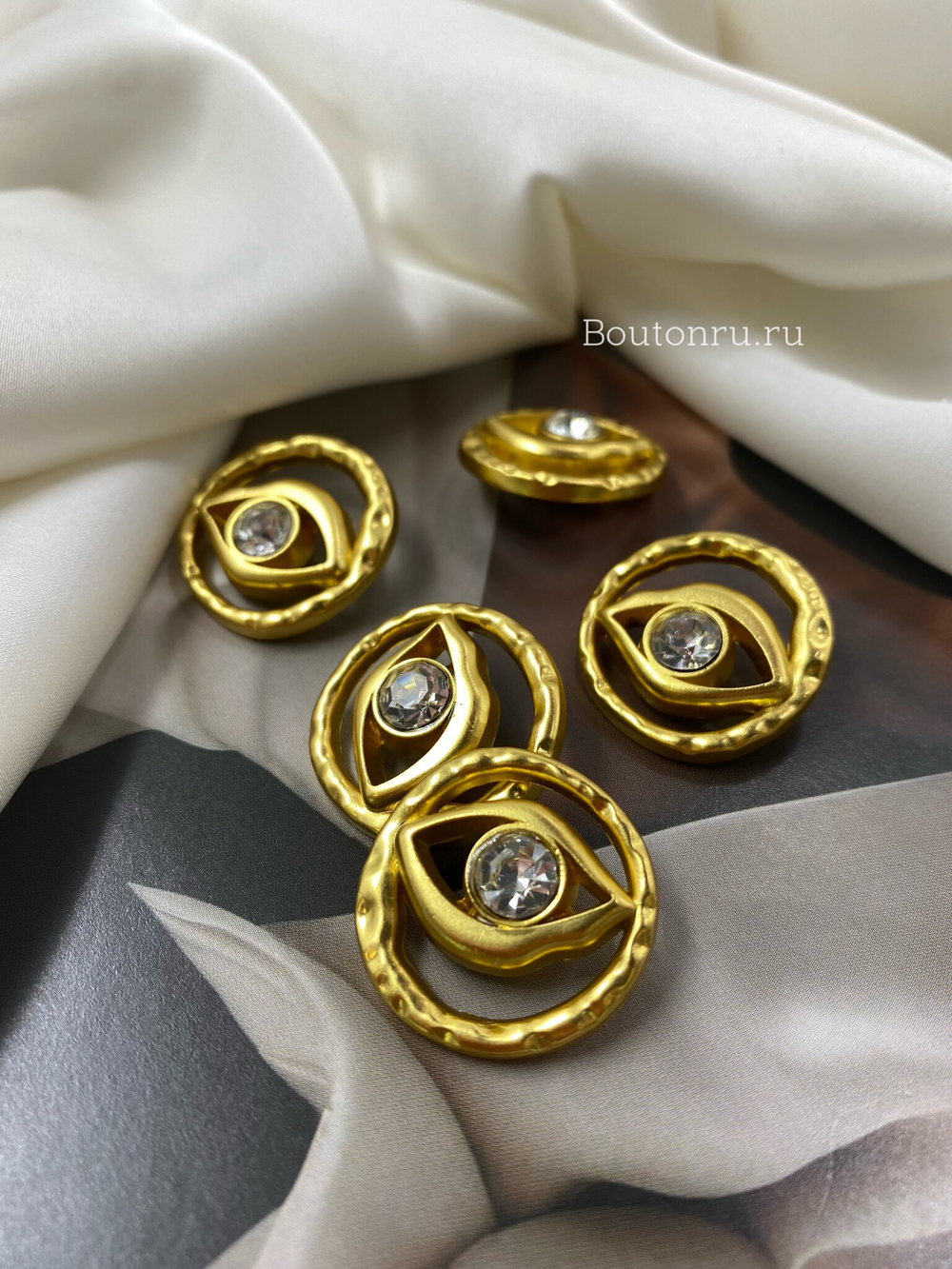Пуговицы матовое золото "Глаз" со стразом Скиап.