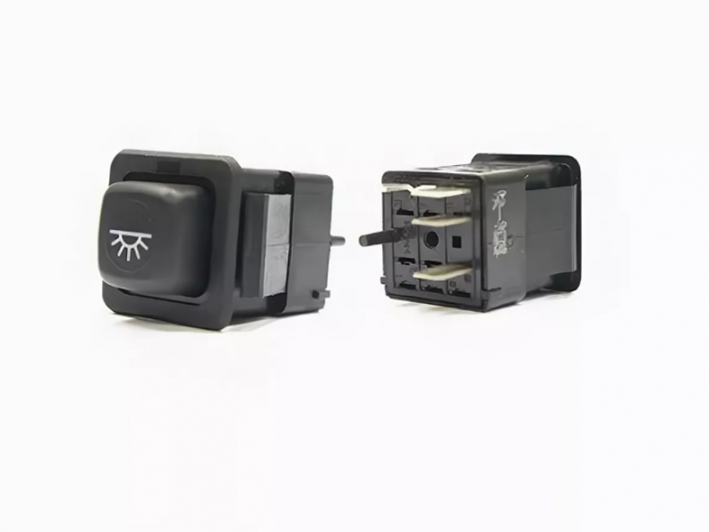 Выключатель освещения салона (клавиша Н/О) 86.3710-02.09 3842-3710.02.09