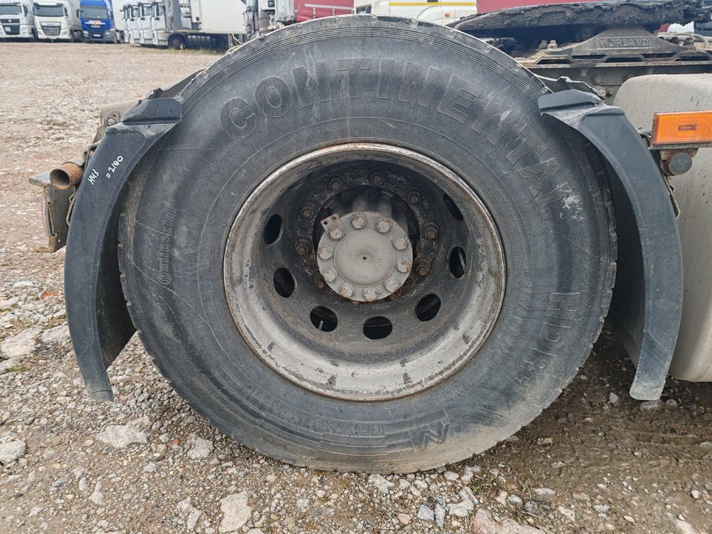 КамАЗ 5490 4x2 Седельный тягач 5490-S5 (Дизельный, 12,0 л, 401 л.с., АТ)