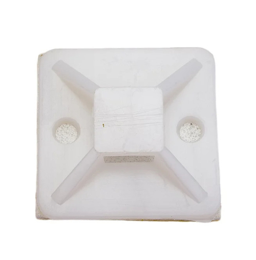 Площадка самоклеяющаяся 30*30мм под хомуты (100шт/уп)