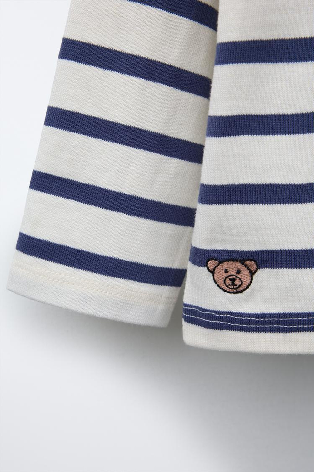 ZARA ЛОНГСЛИВ ИЗ ПЛОТНОГО ТРИКОТАЖА В ПОЛОСКУ С ВЫШИВКОЙ, МОРСКОЙ СИНИЙ