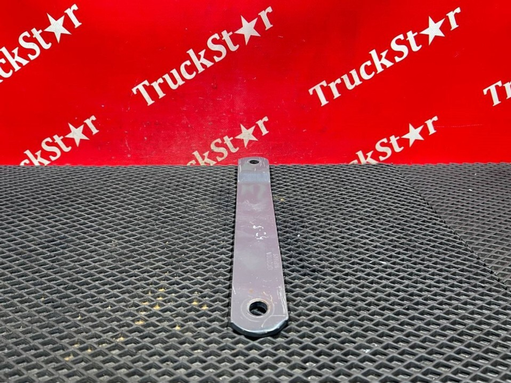 Стойка переднего стабилизатора