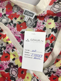 Блуза с принтом цветов 38 размер