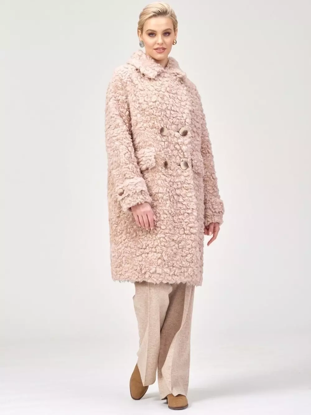Шуба из шерсти мериноса чебурашка, розово-бежевая, SilverFox (арт. S1160rm05bz)