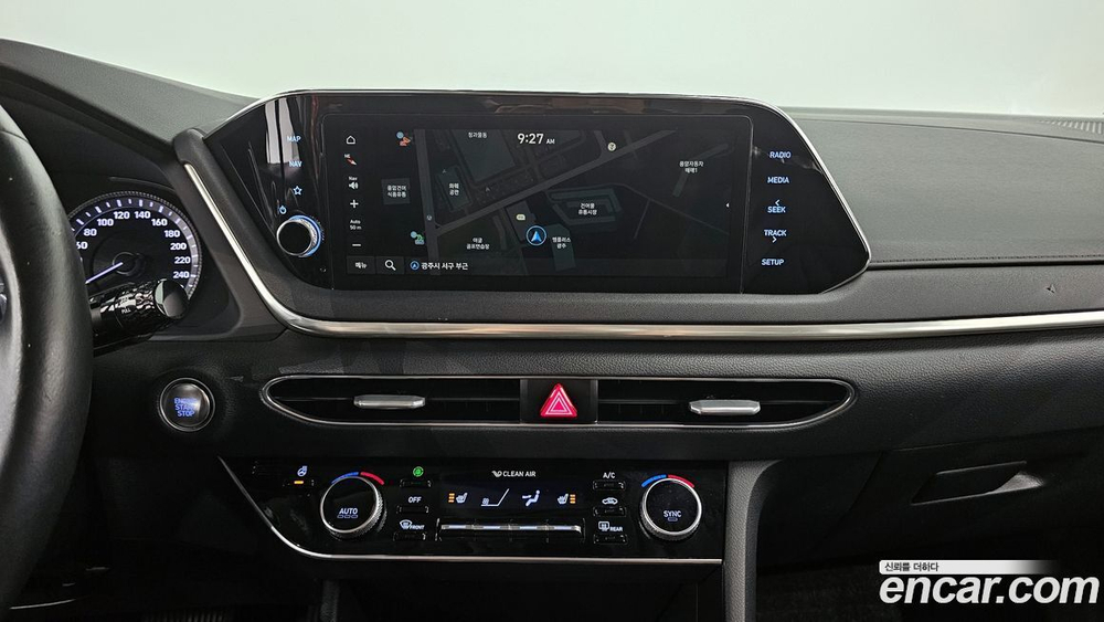 Hyundai Sonata (DN8) 2.0 (04.2021)