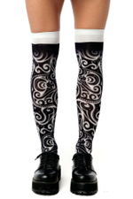 Черно-белые гольфы с принтом в виде завитков (Цвет: белый)