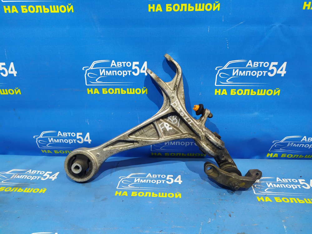 Рычаг передний правый Honda LEGEND 2004-2008