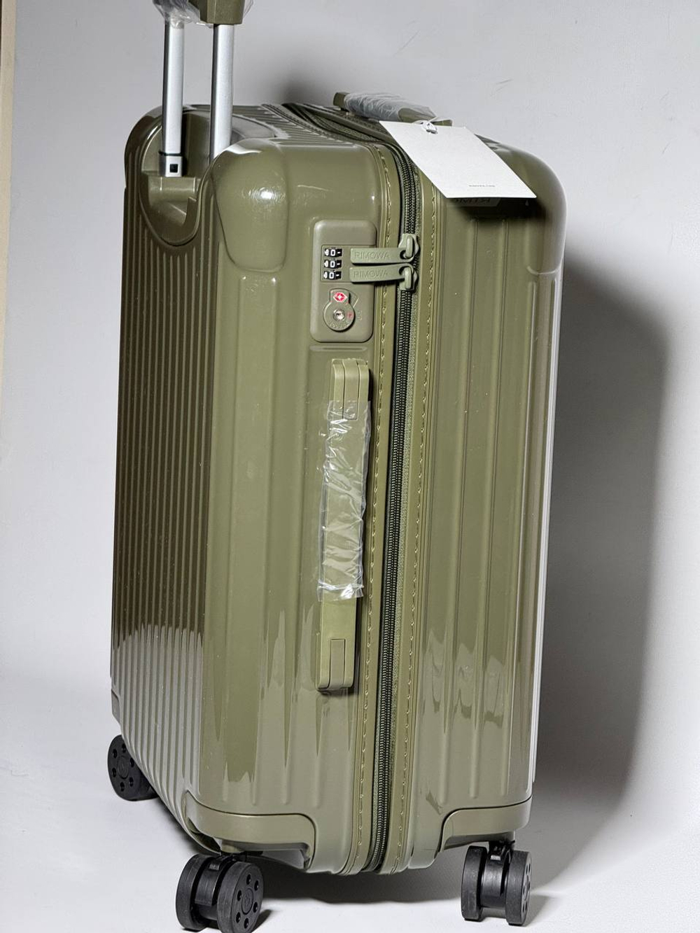 Чемодан Rimowa
