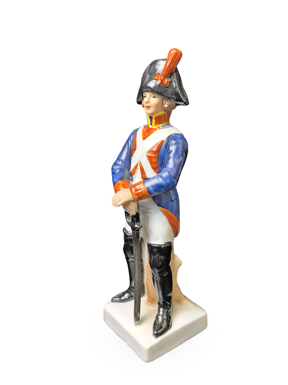 Фарфоровая статуэтка "Кавалерийский солдат" Франция