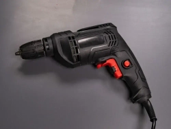 Дрель электрическая от сети 550Вт/регулировка оборотов 0-3000 об
