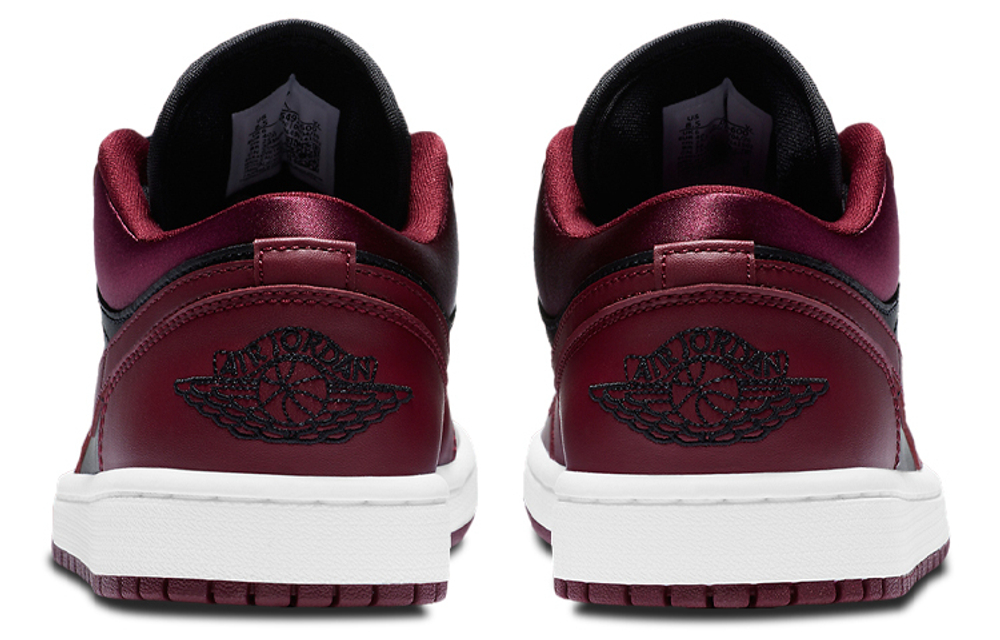 Кроссовки Jordan Air Jordan 1 Low (Женская размерная сетка)