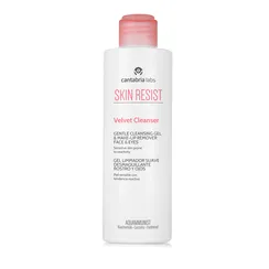 Мягкий очищающий гель и демакияж для лица и глаз