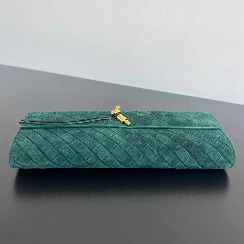 Клатч Bottega Veneta