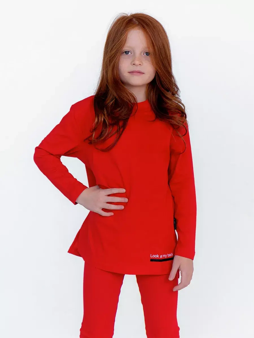 Красный костюм для девочки на весну с леггинсами