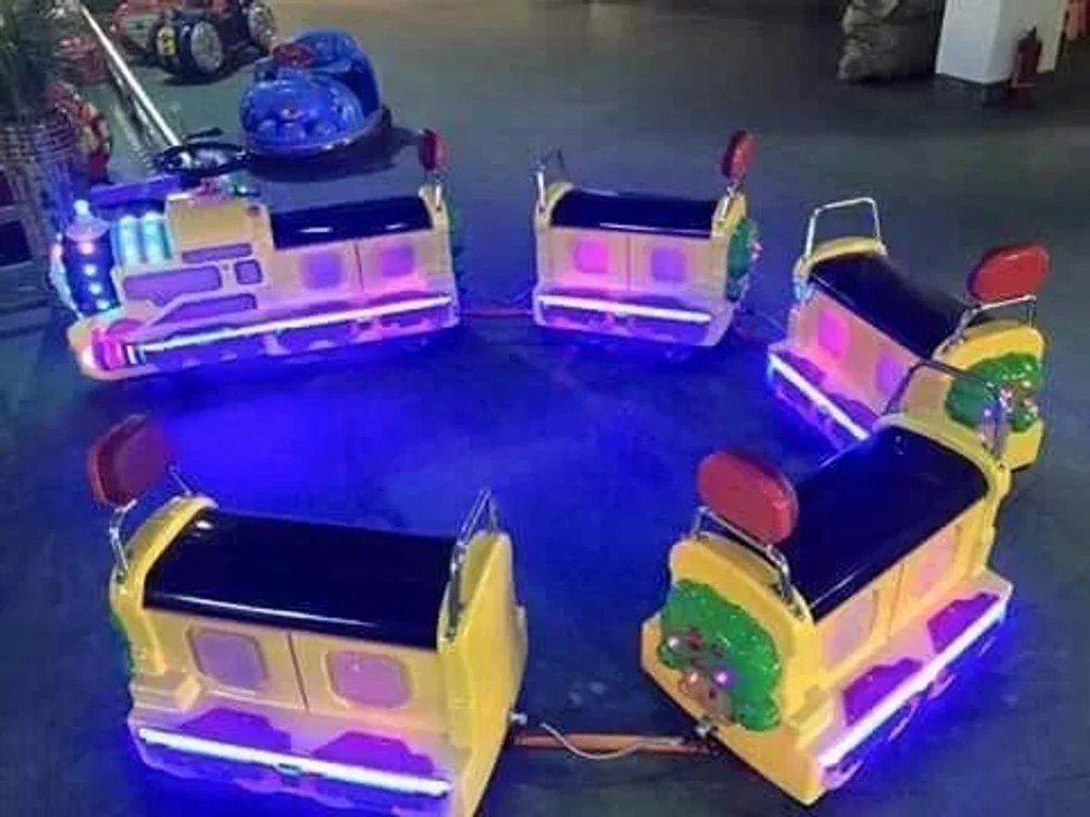 Безрельсовая железная дорога аттракцион для парка