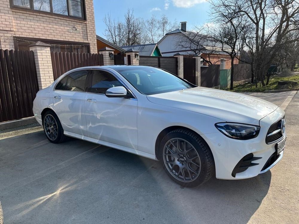 W213 E350d & BBS CH-R 19" satin titanium