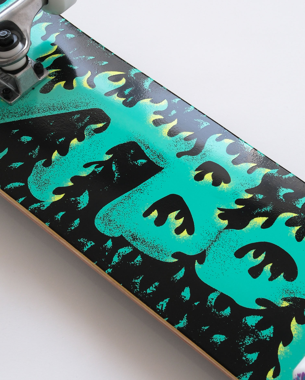 Скейтборд Футворк Пламя Зеленый 7.5”