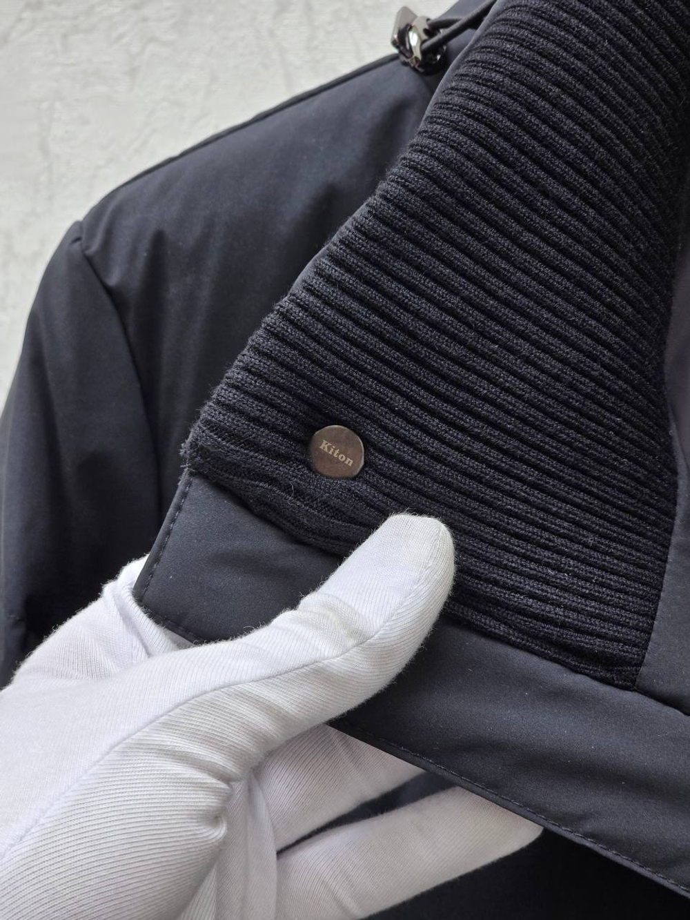 Пуховик Kiton