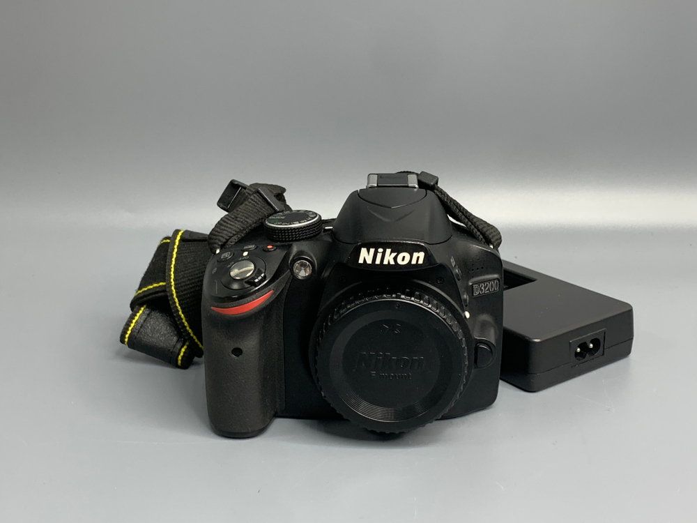 Nikon D3200 22500 кадров