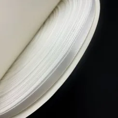 Атласная лента 6 мм, молочная