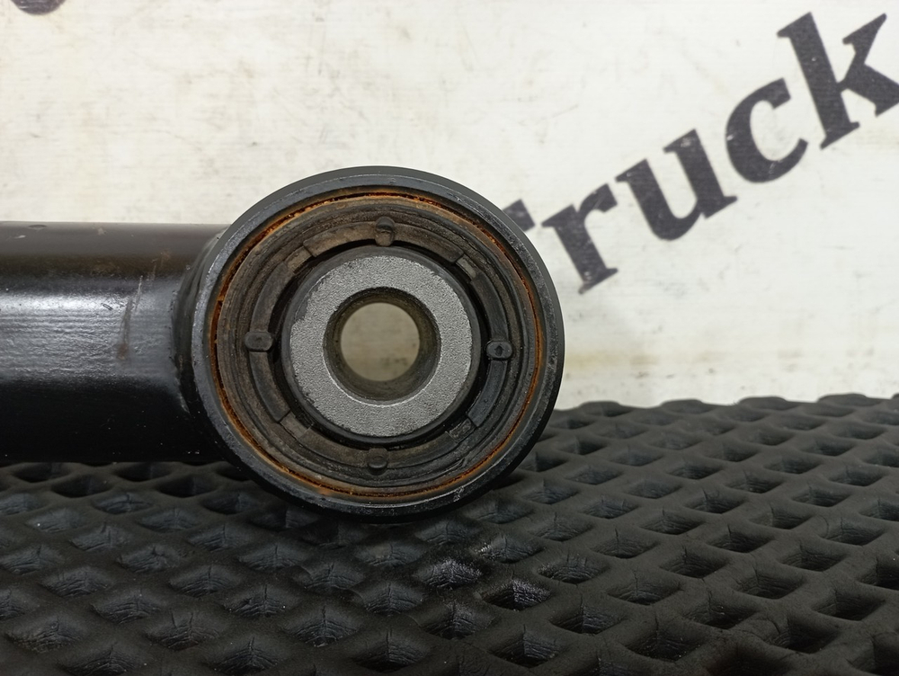 Стойка заднего стабилизатора 2023г.