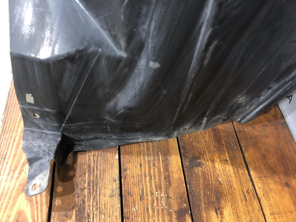 Подкрылок передний правый Suzuki SX4 2 13-22 Б/У Оригинал 7232164R