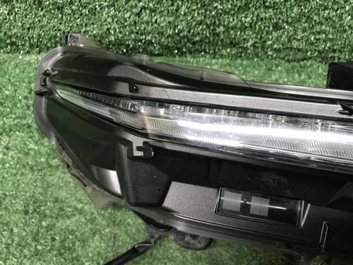 Битый ДХО правый Lexus NX 1 (14-17) LED Статичный