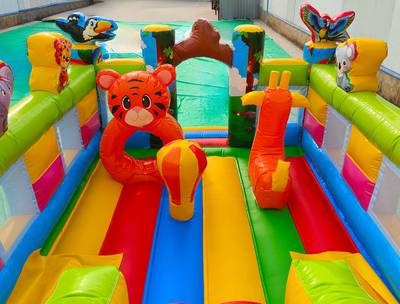 Коммерческий надувной батут «Звериная команда 2», 8*4*5 м