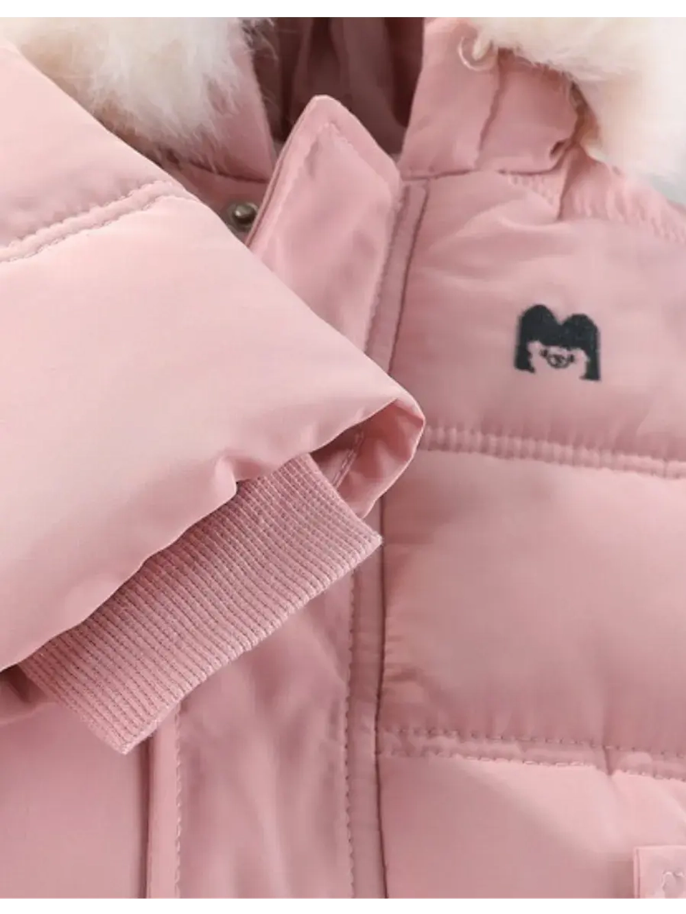 Зимний комбинезон для новорожденной девочки