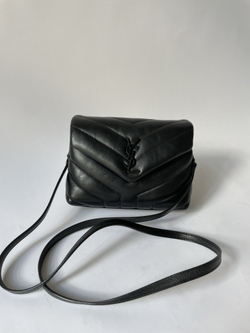 Сумка Yves Saint Laurent LouLou Tablet Holder Flap Bag Matelasse