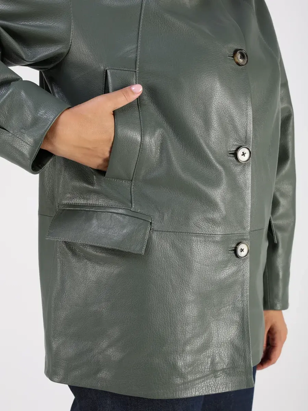 Кожаная куртка демисезонная